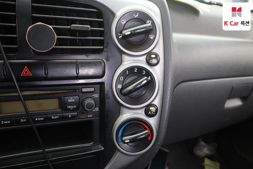 2012 - kia bongo iii