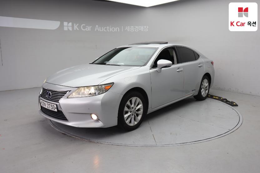 2013 - lexus es300h