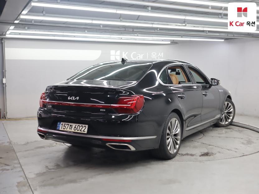 2022 - kia k9
