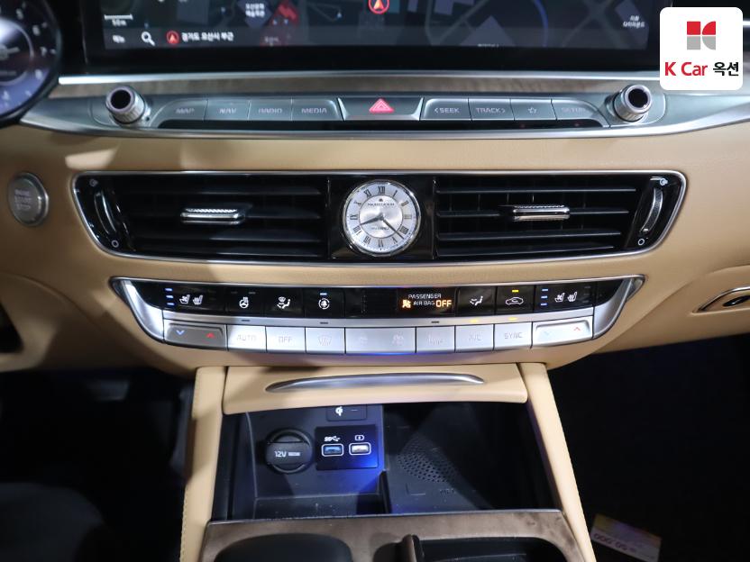 2022 - kia k9