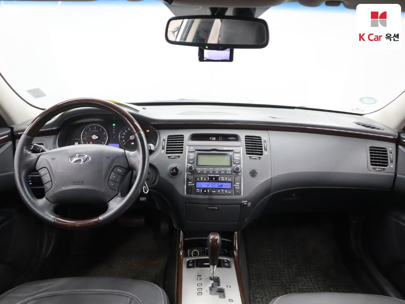 2010 - hyundai grandeur