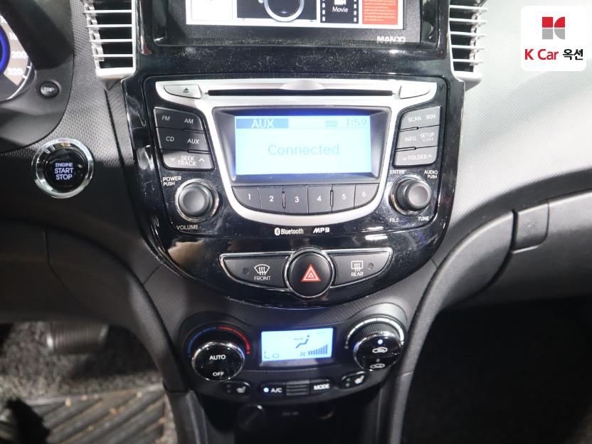 2012 - hyundai accent