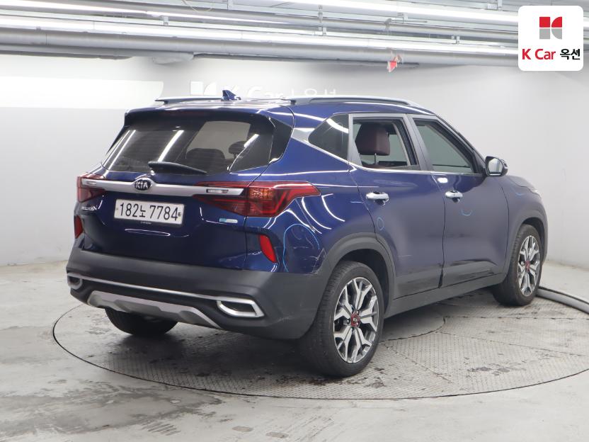 2020 - kia seltos