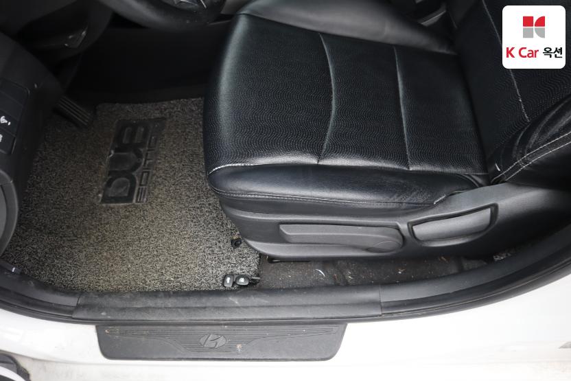 2011 - hyundai avante