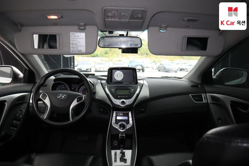 2011 - hyundai avante