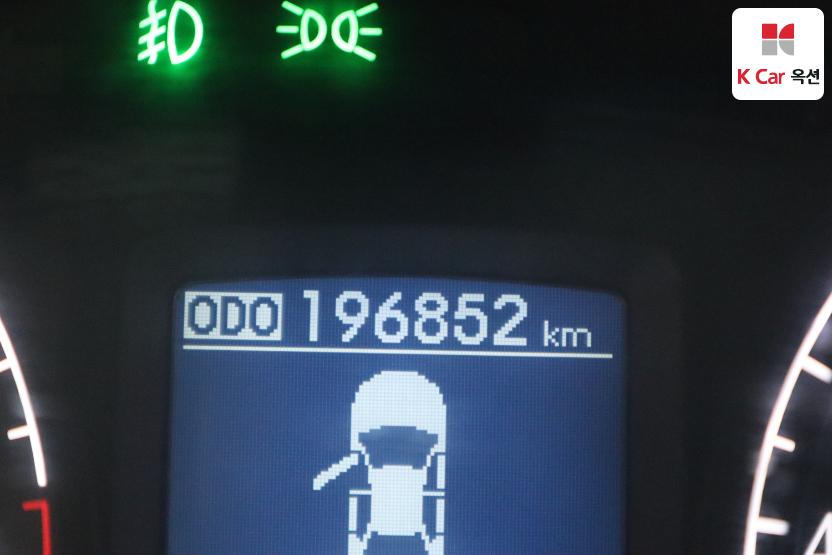 2012 - hyundai bh330