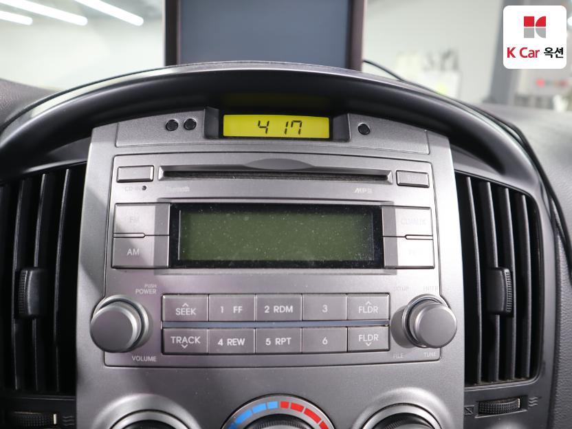 2014 - hyundai grand starex