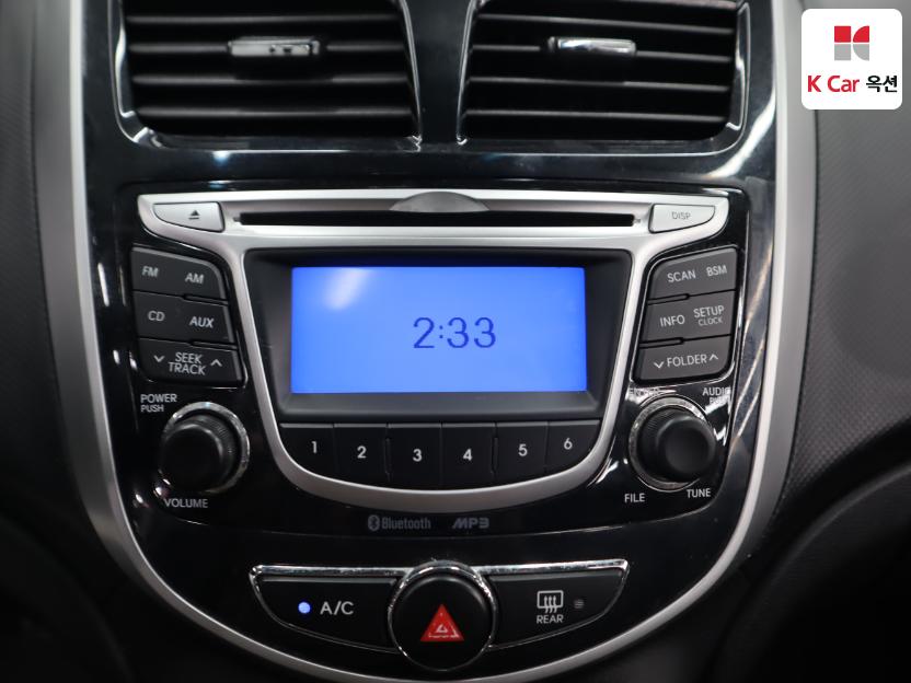 2015 - hyundai accent