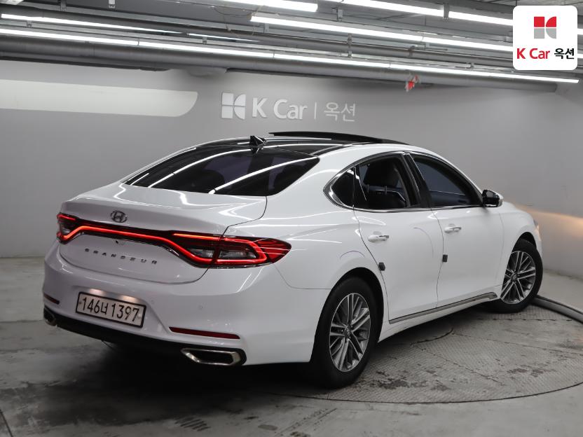 2018 - hyundai grandeur