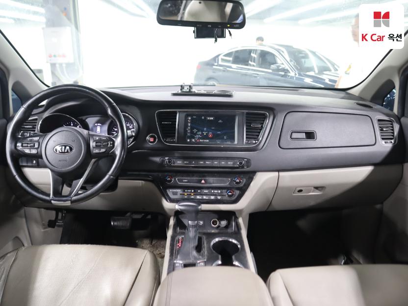 2019 - kia carnival