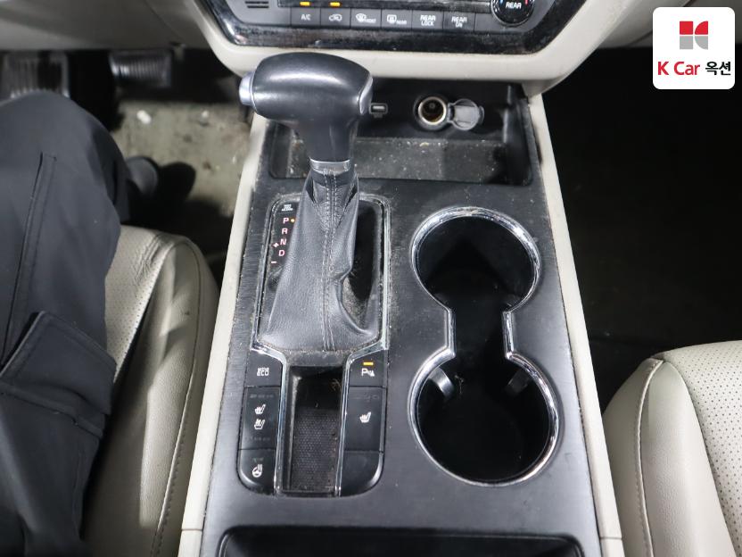 2019 - kia carnival