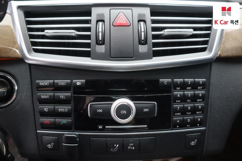 2011 - mercedes-benz e300