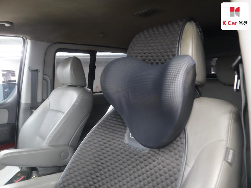 2019 - hyundai grand starex