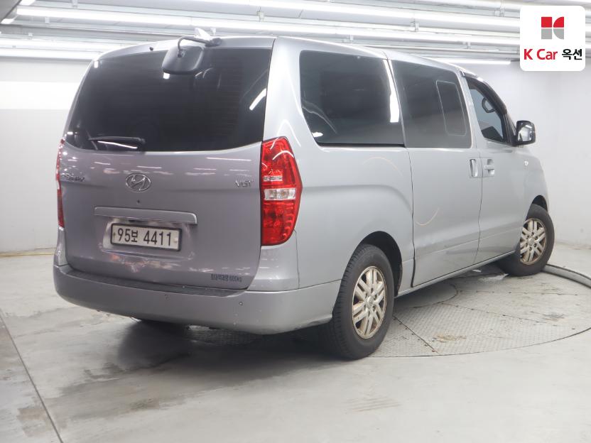 2019 - hyundai grand starex