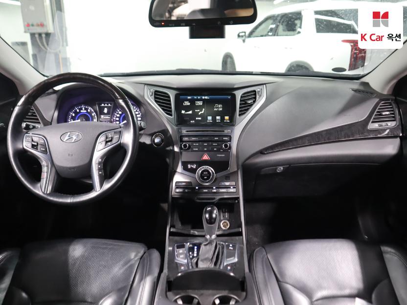 2017 - hyundai grandeur