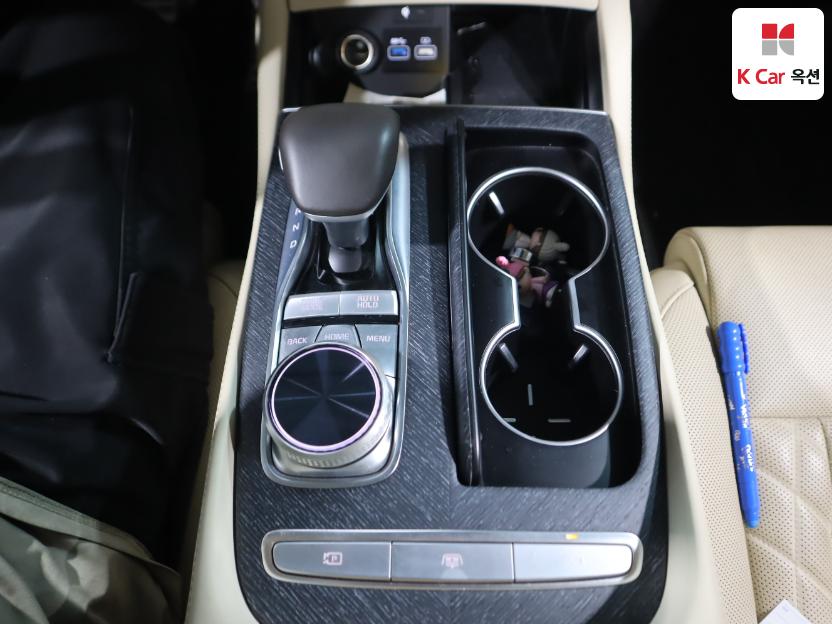 2023 - kia k9
