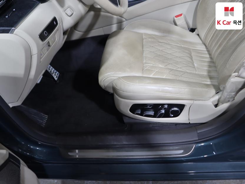 2023 - kia k9