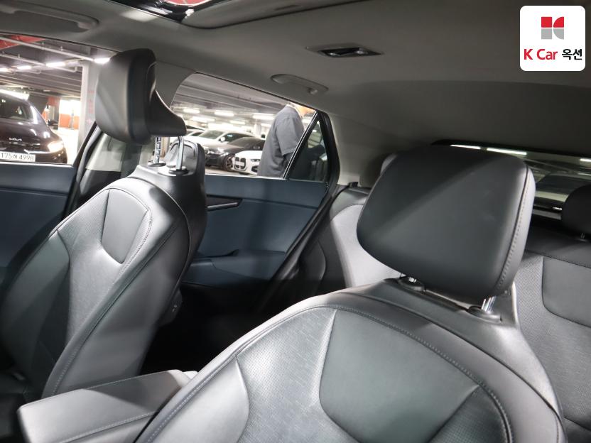 2022 - kia niro