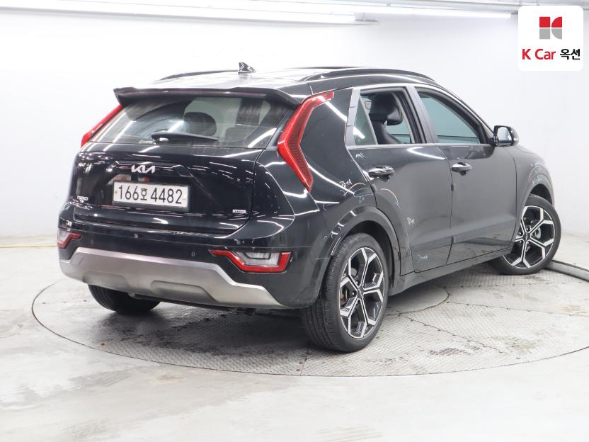 2022 - kia niro