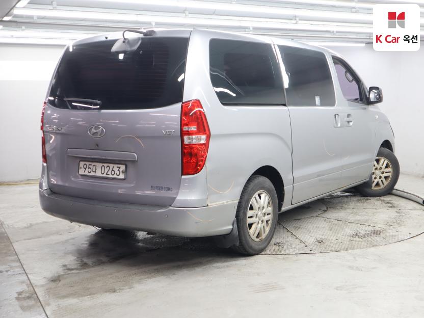 2017 - hyundai grand starex