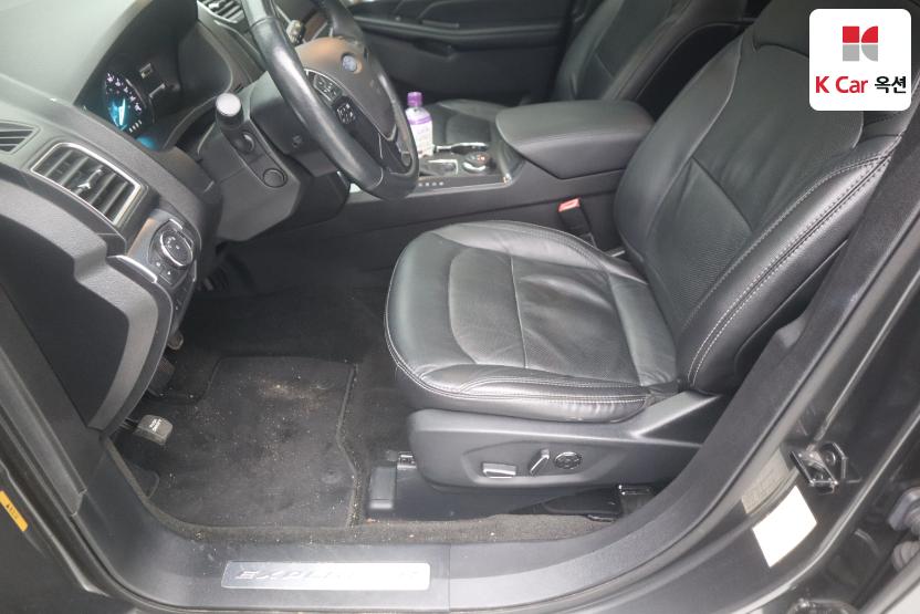 2018 - ford explorer