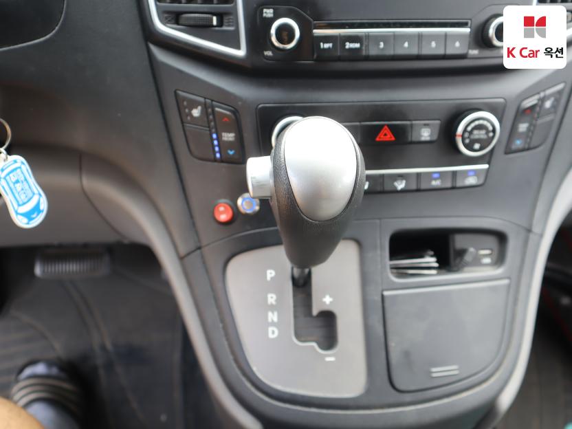 2018 - hyundai grand starex