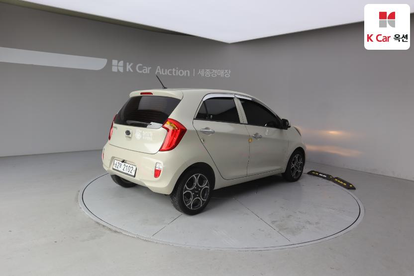 2012 - kia morning