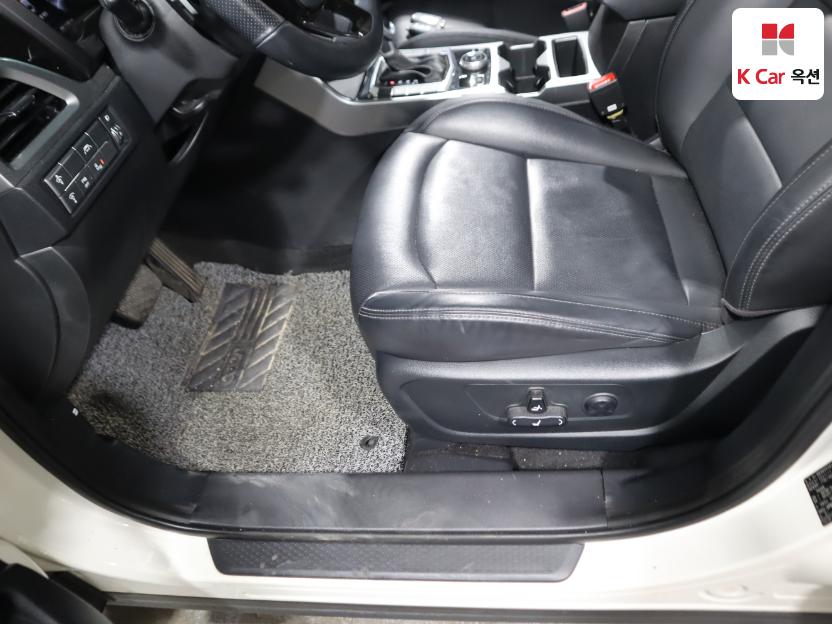 Kg Mobility (Ssangyong) Korando 2022 — صورة 9