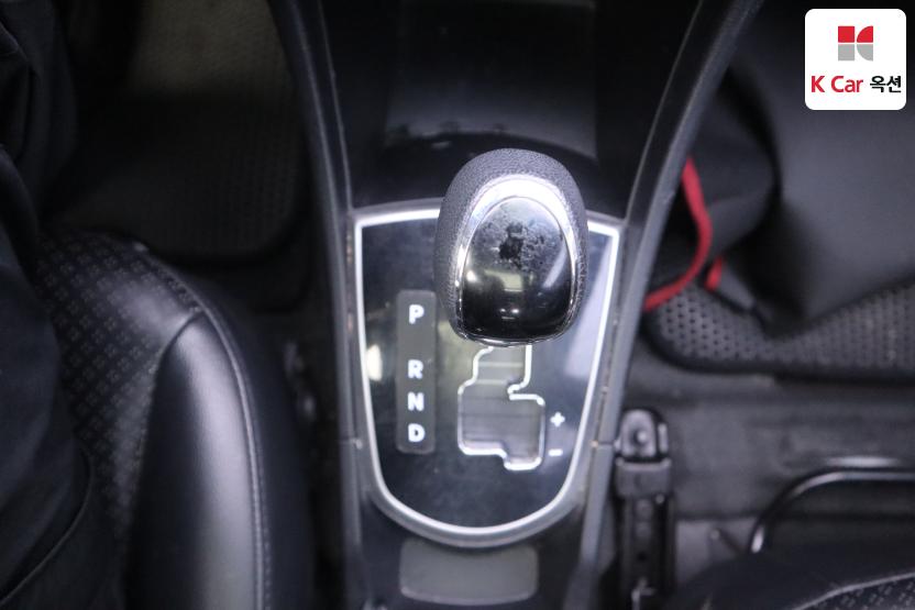 2012 - hyundai accent