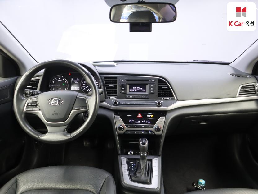 2016 - hyundai avante
