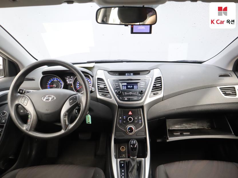 2015 - hyundai avante