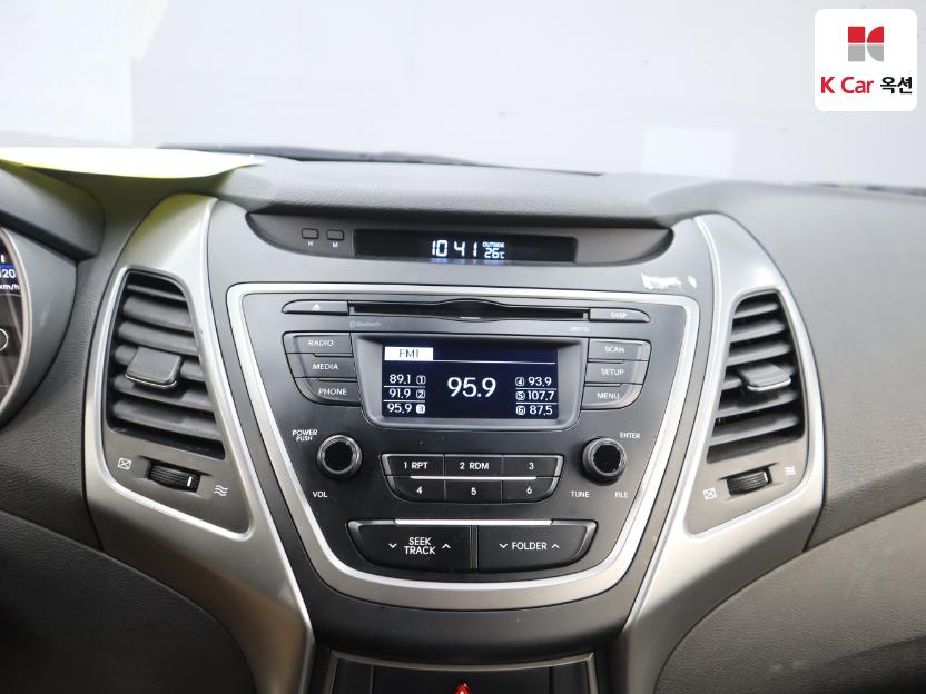 2015 - hyundai avante