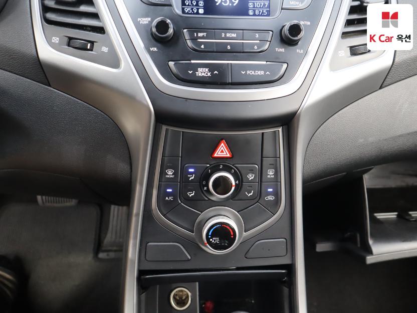 2015 - hyundai avante