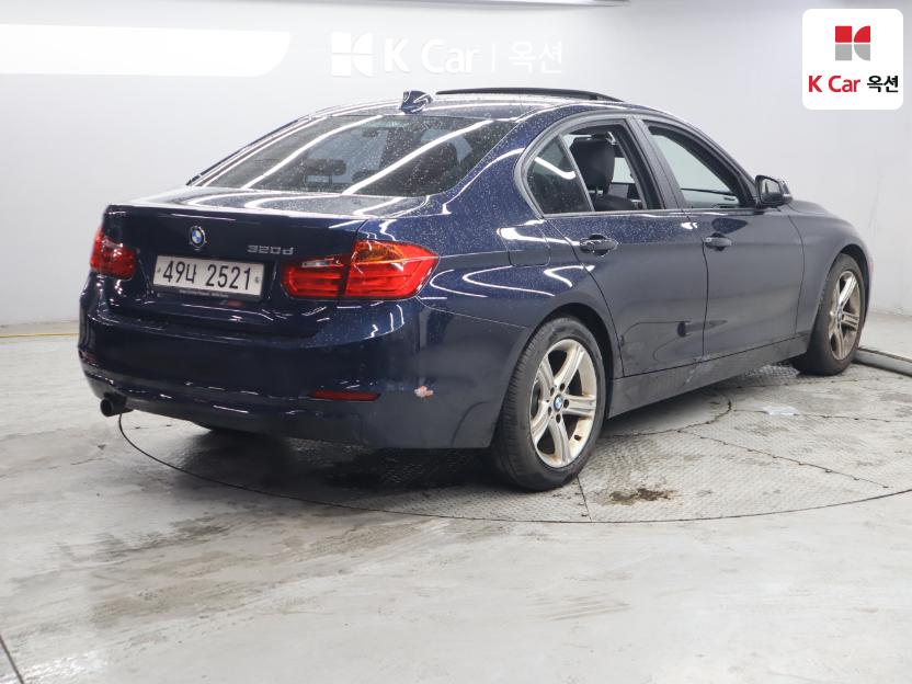 2012 - bmw 3 series