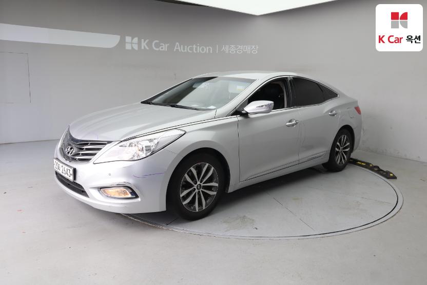 2011 - hyundai grandeur
