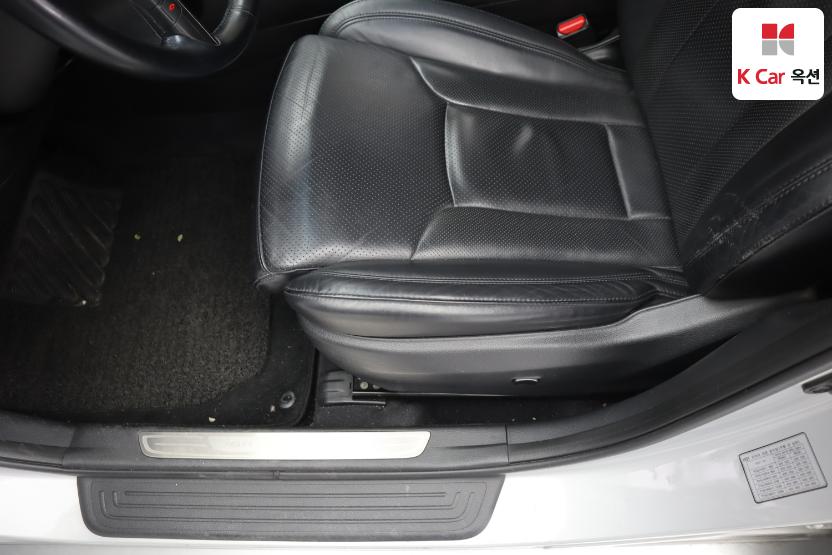 2011 - hyundai grandeur