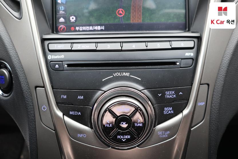 2011 - hyundai grandeur