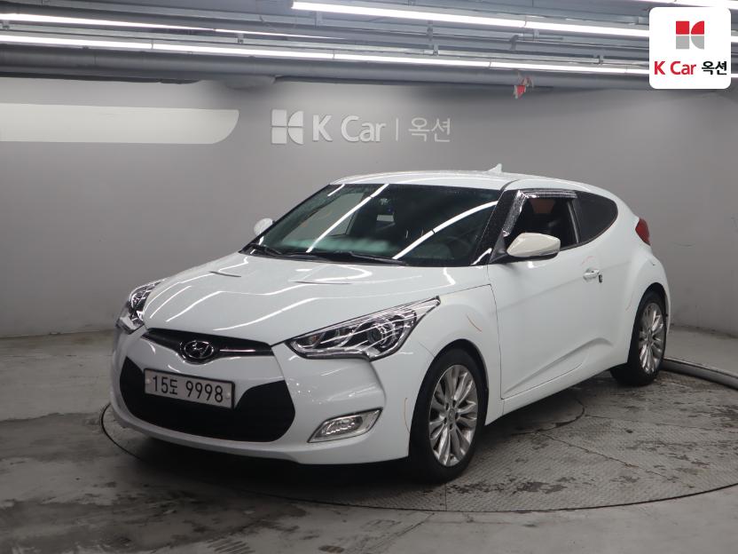2012 - hyundai veloster