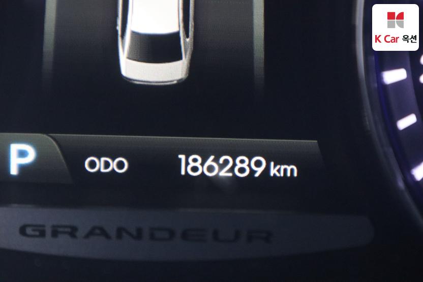 2011 - hyundai grandeur
