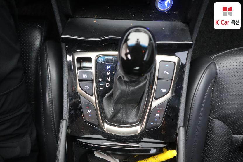2011 - hyundai grandeur