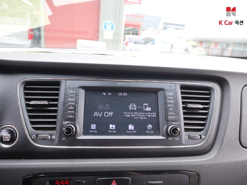 2019 - kia carnival