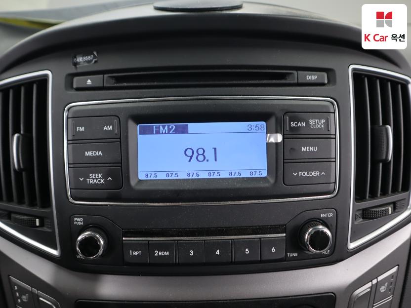 هيونداي Grand Starex 2021 — صورة 5