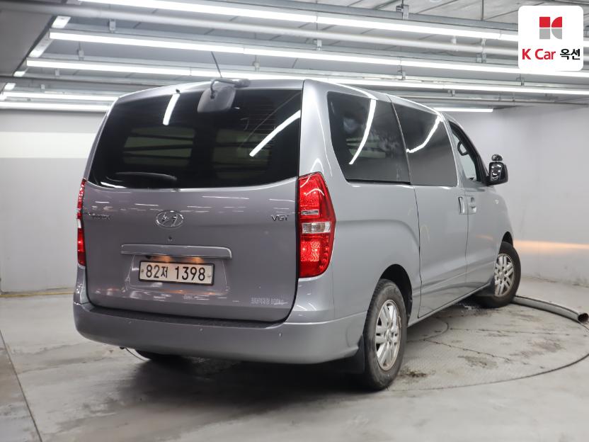 2021 - hyundai grand starex