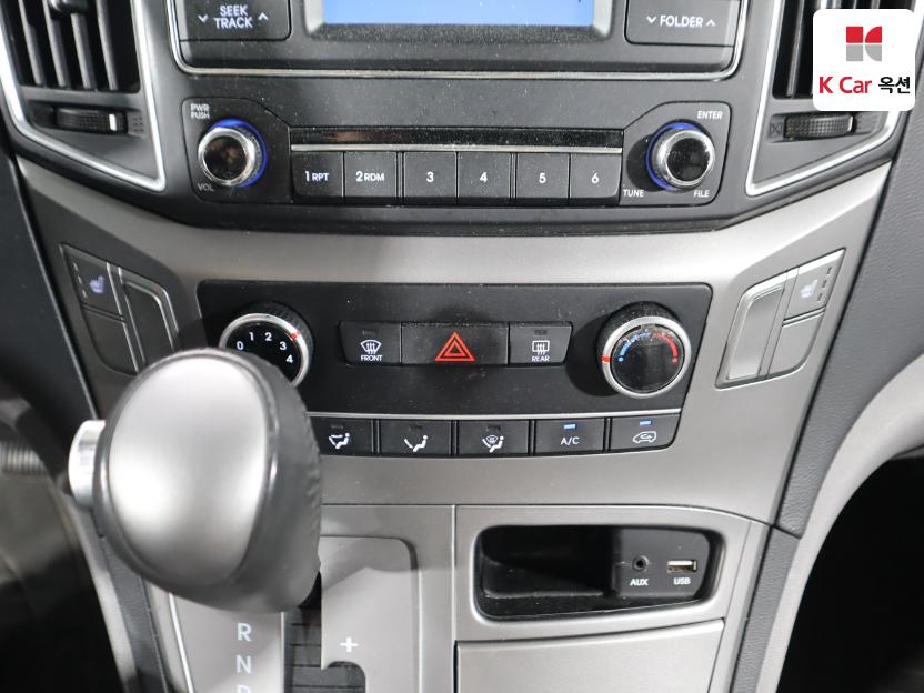 2021 - hyundai grand starex