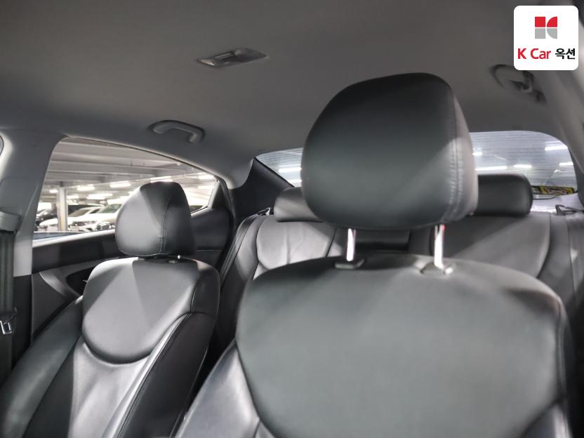 2011 - hyundai avante