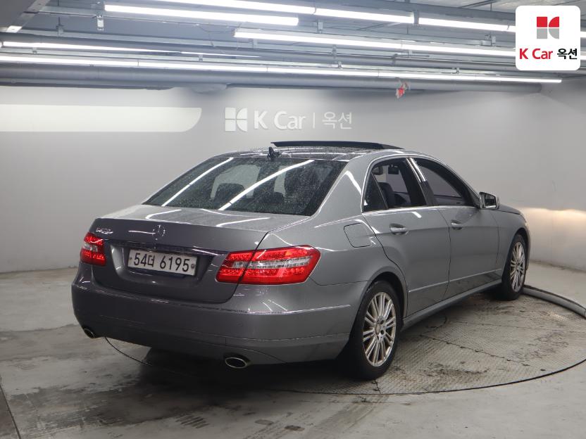 2012 - mercedes-benz e300
