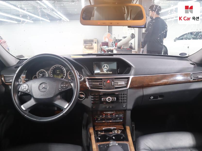 2012 - mercedes-benz e300