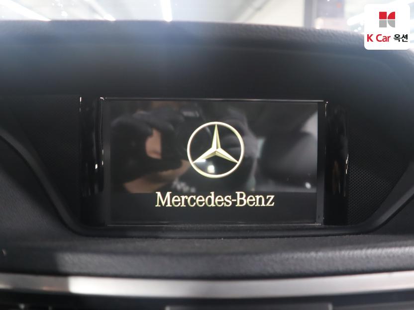 2012 - mercedes-benz e300