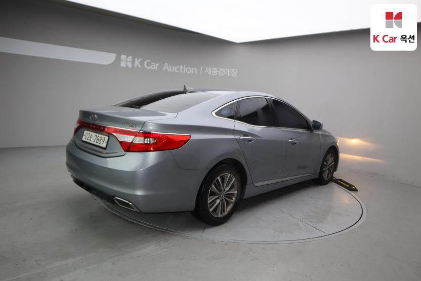 2016 - hyundai grandeur