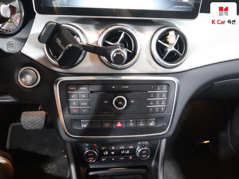 2017 - mercedes-benz gla200